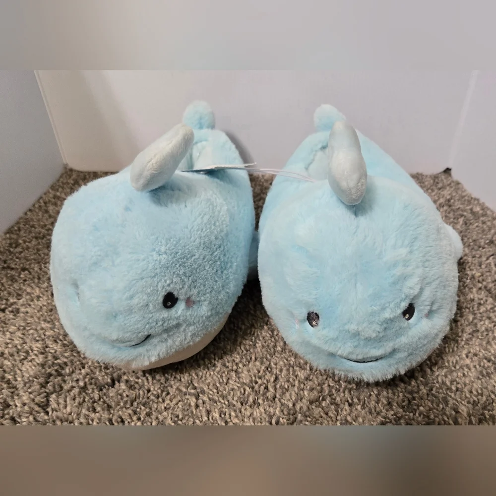Blue Whale Slippers Kids, Size Small 13-1, New With Tags Cat & Jack Brand